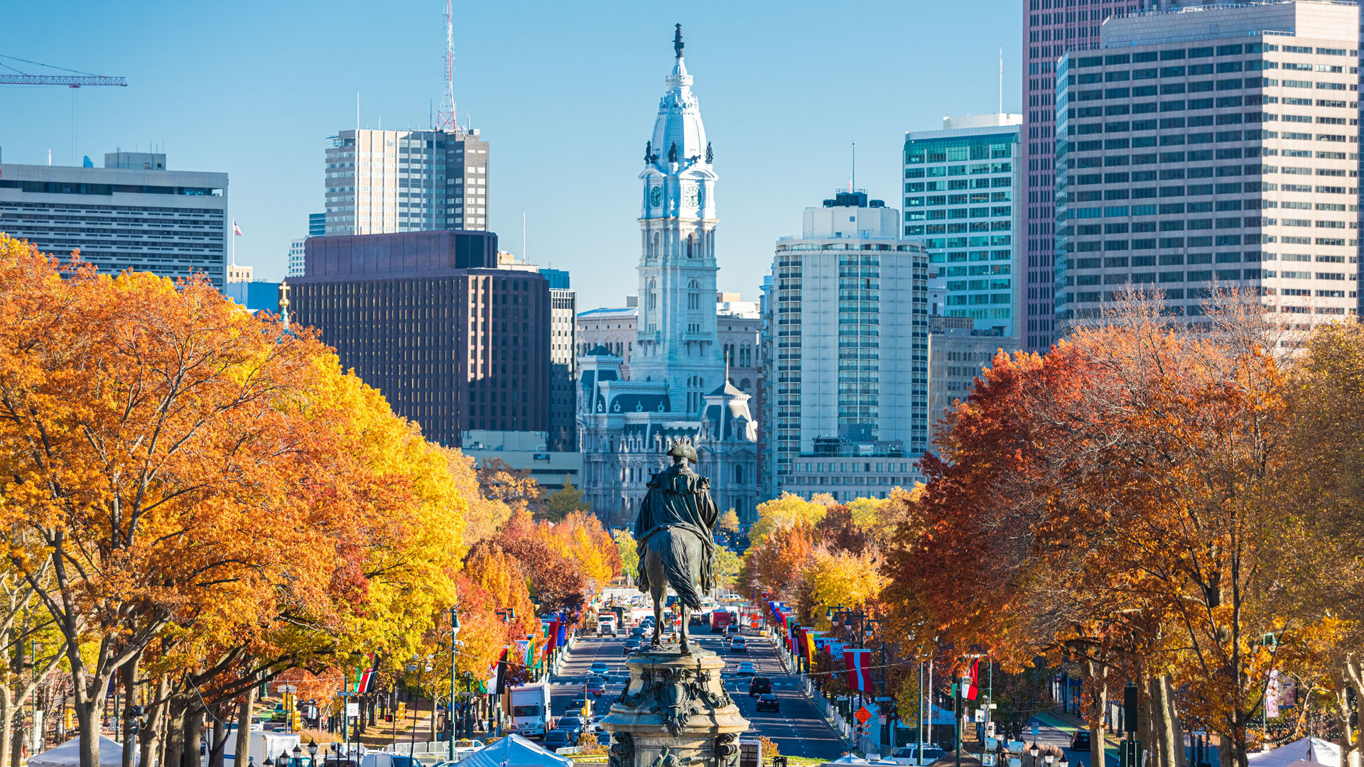 Philadelphia, Pennsylvania, USA in autumn overlooking Benjamin Franklin Parkway. Home Hero